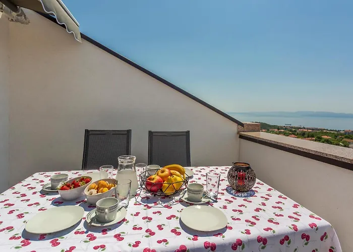 2 Bedroom Stunning In Apartmán Rijeka